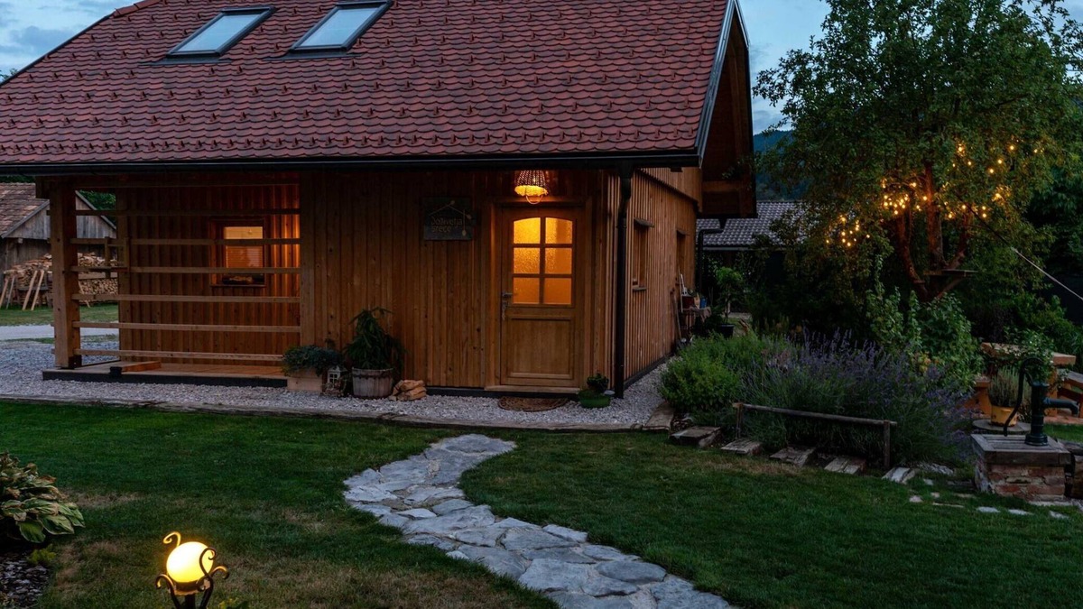 Hrib pri Hinjah House | Echo Valley Hillside Holiday Home with Sauna - Two Bedroom Holiday Home with Sauna