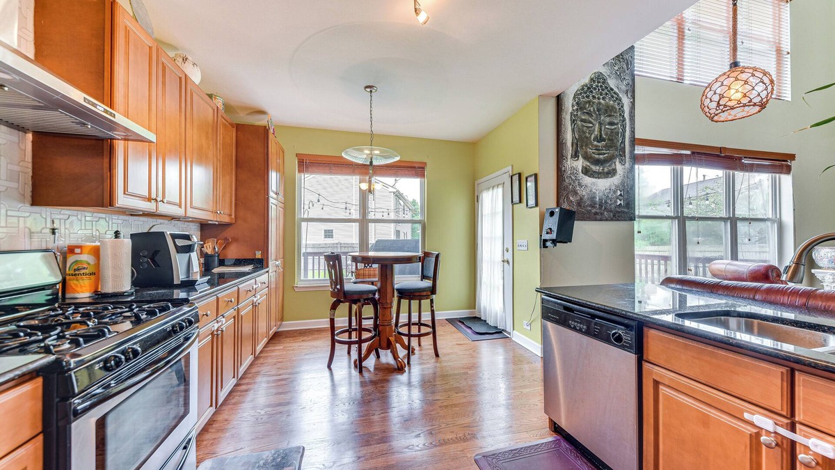 Grayslake House | Eclectic Grayslake Home w/Private Yard & Fire Pit
