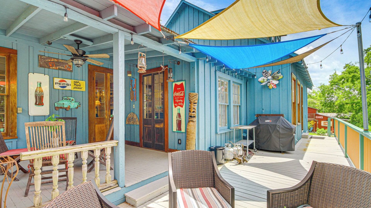 Mandeville House | Eclectic Mandeville Home: Walk to Lakefront Park