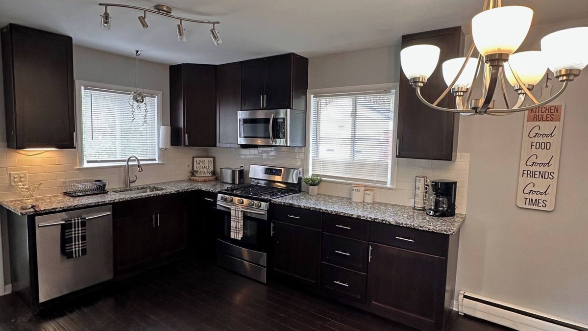 Rohrerstown House | Eclectic Mid-century Mod Enclave