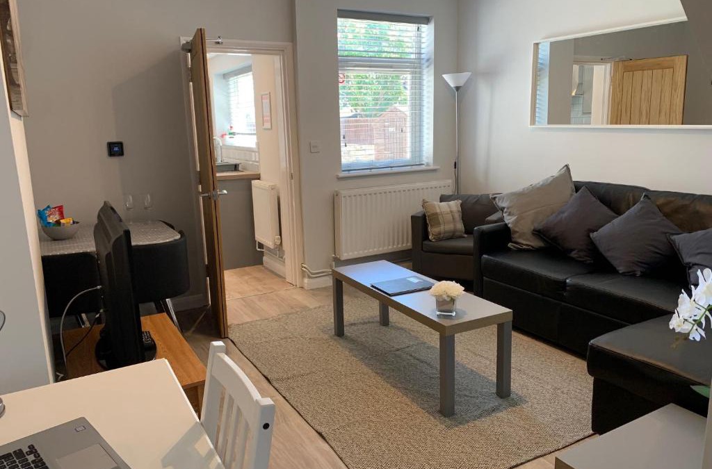 Newmarket Apartment | Eclipse Apartment No 3