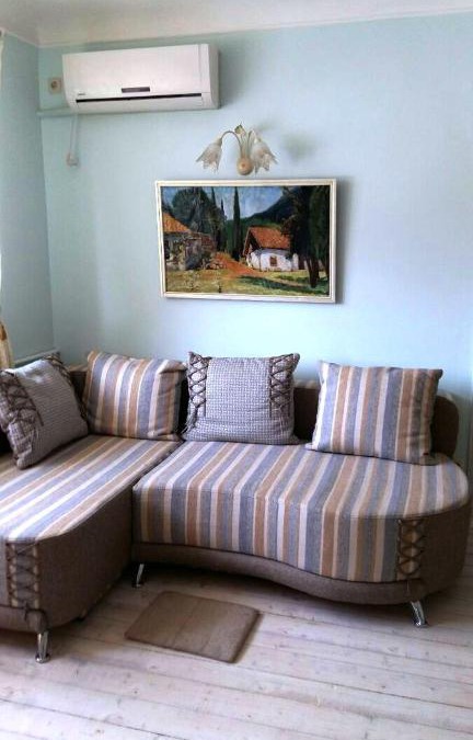 Poltava Oblast Apartment | Eco-Apartment in Province Style