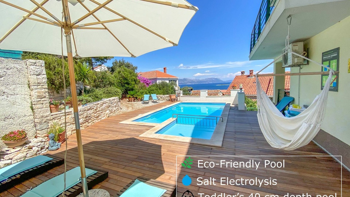 Lumbarda Apartment | Eco apartments Sunshine - Dance Lovers for 4