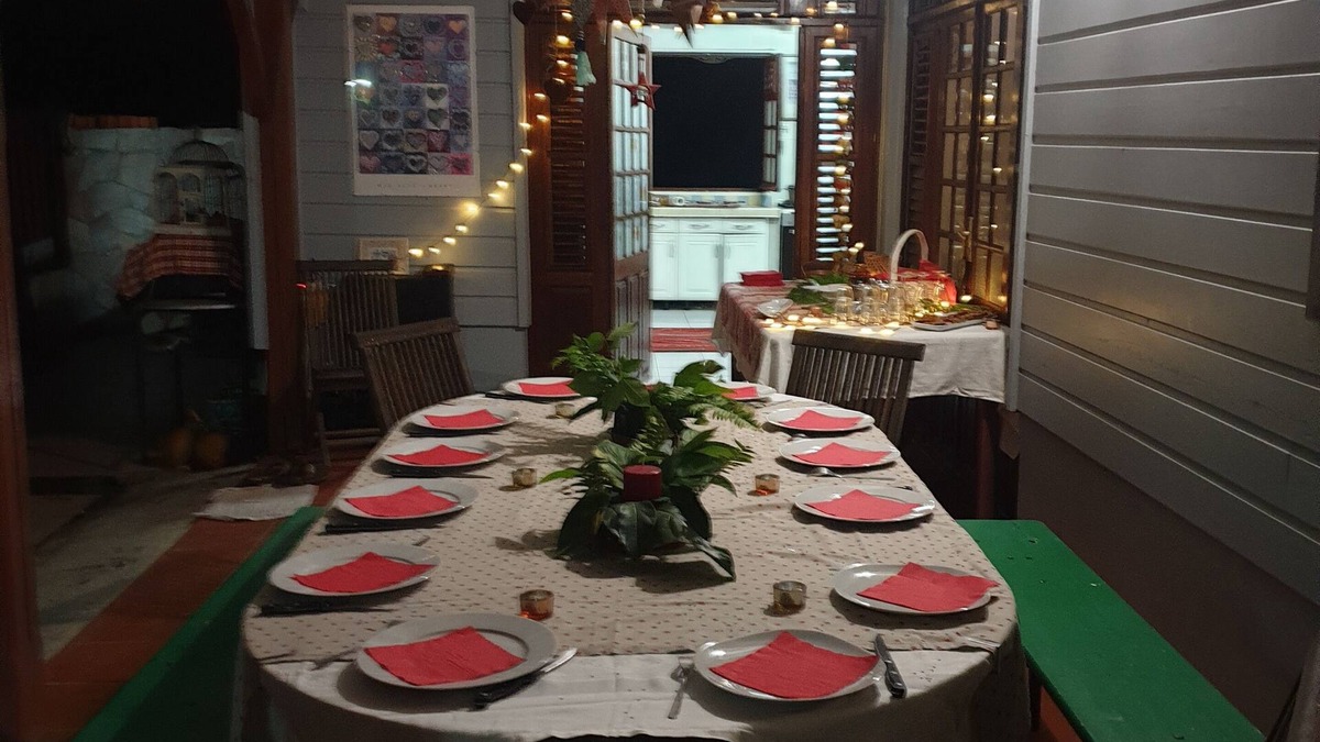 Le Robert Cottage | eco-friendly bungalows/1 disabled access/2 rooms/wifi/pool