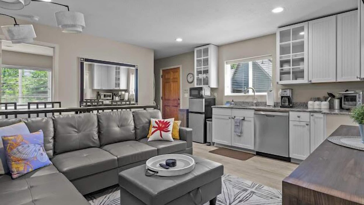 Salem House | Eco-Friendly Guest House with Privacy & Charm