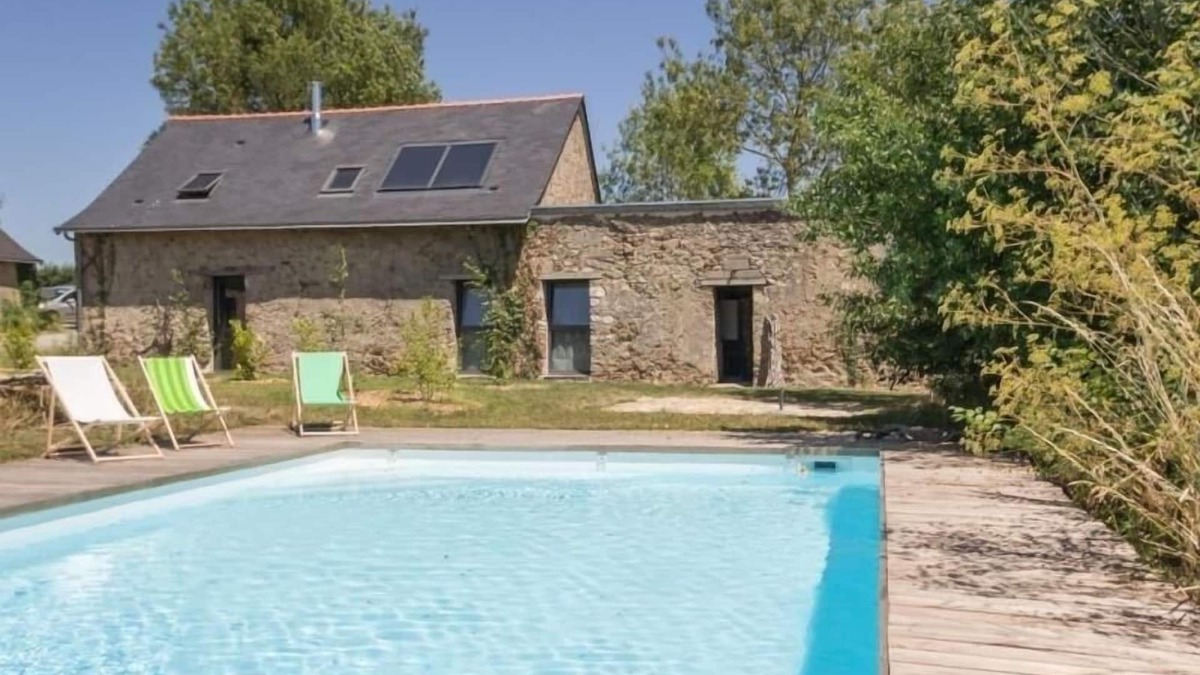 La Chapelle-Saint-Sauveur Cottage | Eco-Friendly Retreat with Saltwater Pool, Near Loire and Angers