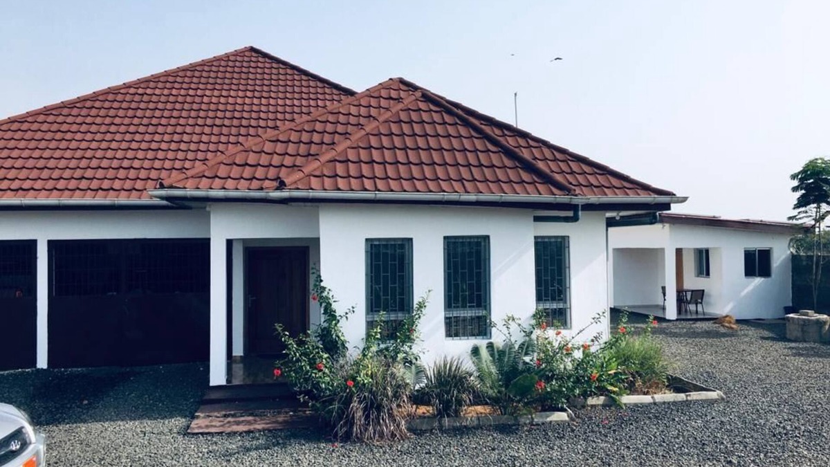Marshall House | Eco-friendly sustainable family sized spacious home in quiet neighborhood.
