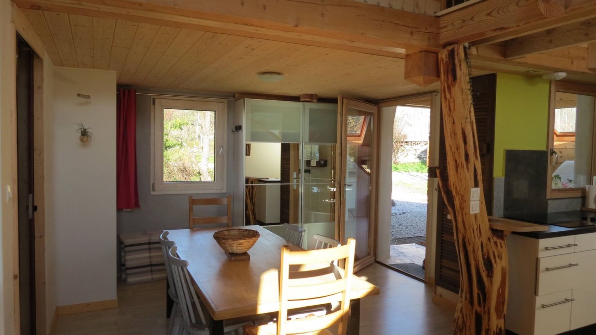 La Chapelle-sur-Furieuse Apartment | Eco gite 4 * 'On the Chemin des Vignes .' 2 steps from Salins les Bains