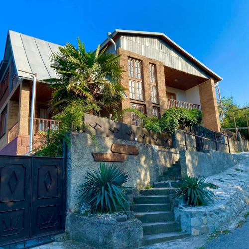 Vedzebi House | Eco House Sabero