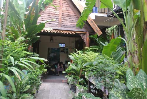 Uruphong House | Eco House