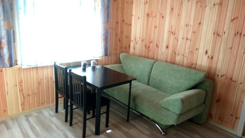 Molodizhne House | Eco House