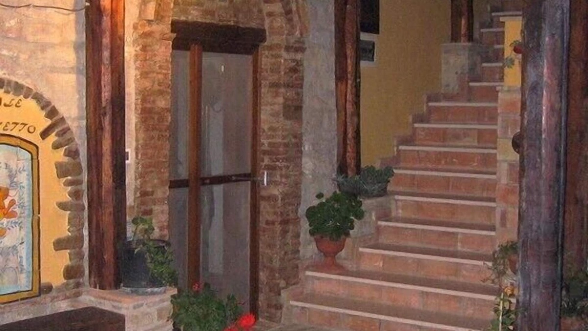 Castiglione Messer Raimondo Bed & Breakfast | Eco holidays between Sea and Mountains of Abruzzo App. "LA LUNA"
