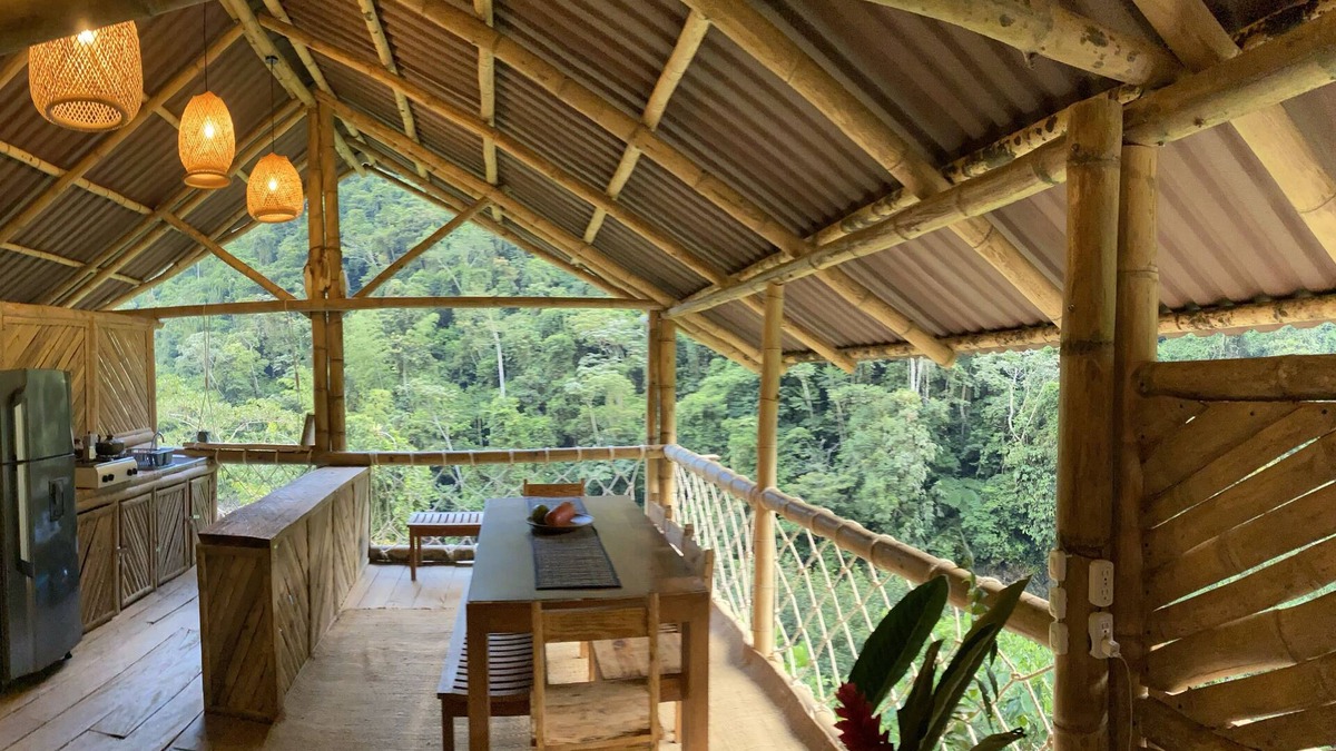Cocorna House | EcoBungalow In The Santo Domingo River/Melcocho