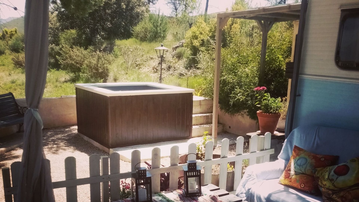 Yatova House | Ecological Getaway with Private Jacuzzi, Totally Private Vintage Caravan