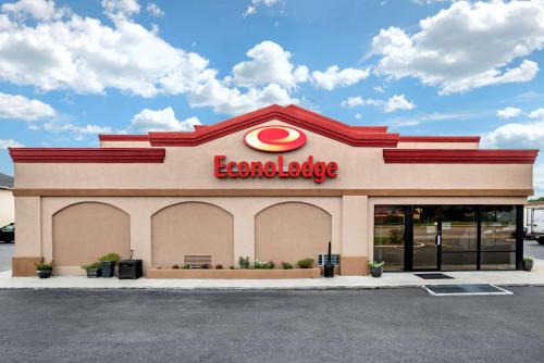 Easton Cabin | Econo Lodge Easton Route 50