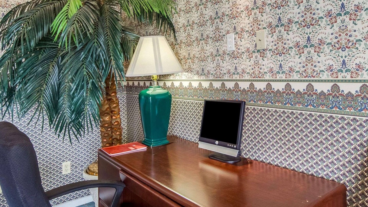 Falfurrias Hotel | Econo Lodge Falfurrias Hwy 281