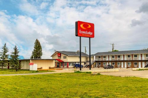 Pincher Creek Hotel | Econo Lodge Inn & Suites