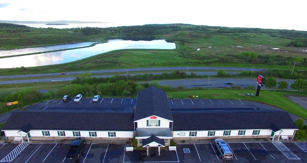 Saint John Hotel | Econo Lodge Inn & Suites