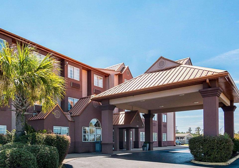Natchitoches Hotel | Econo Lodge Inn & Suites Natchitoches