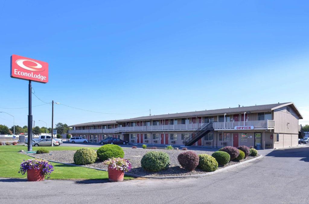 Tri-Cities Cabin | Econo Lodge Kennewick Tri-Cities