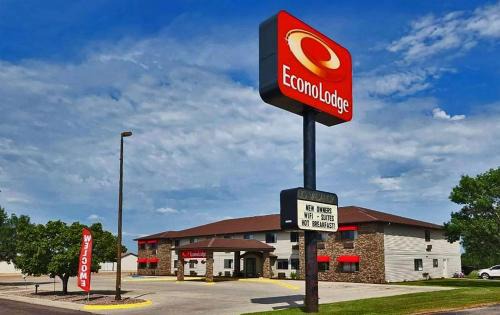 Ortonville Cabin | Econo Lodge Ortonville