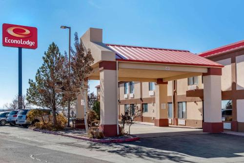 Pueblo Cabin | Econo Lodge Pueblo North