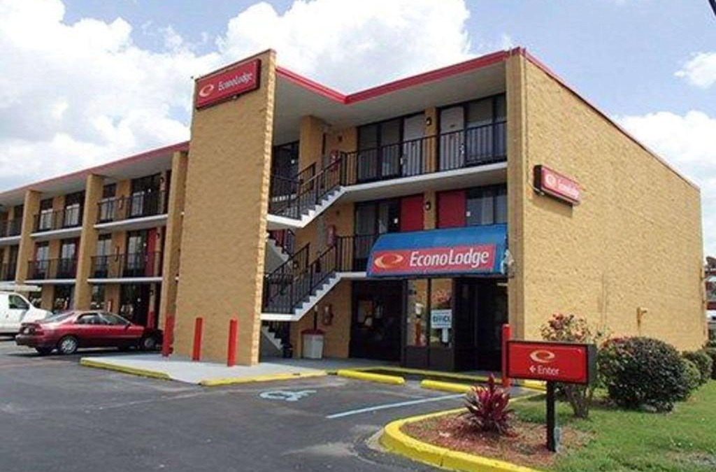 Rock Hill Cabin | Econo Lodge Rock Hill Northeast
