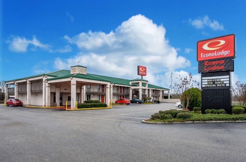 Athens Cabin | Econo Lodge