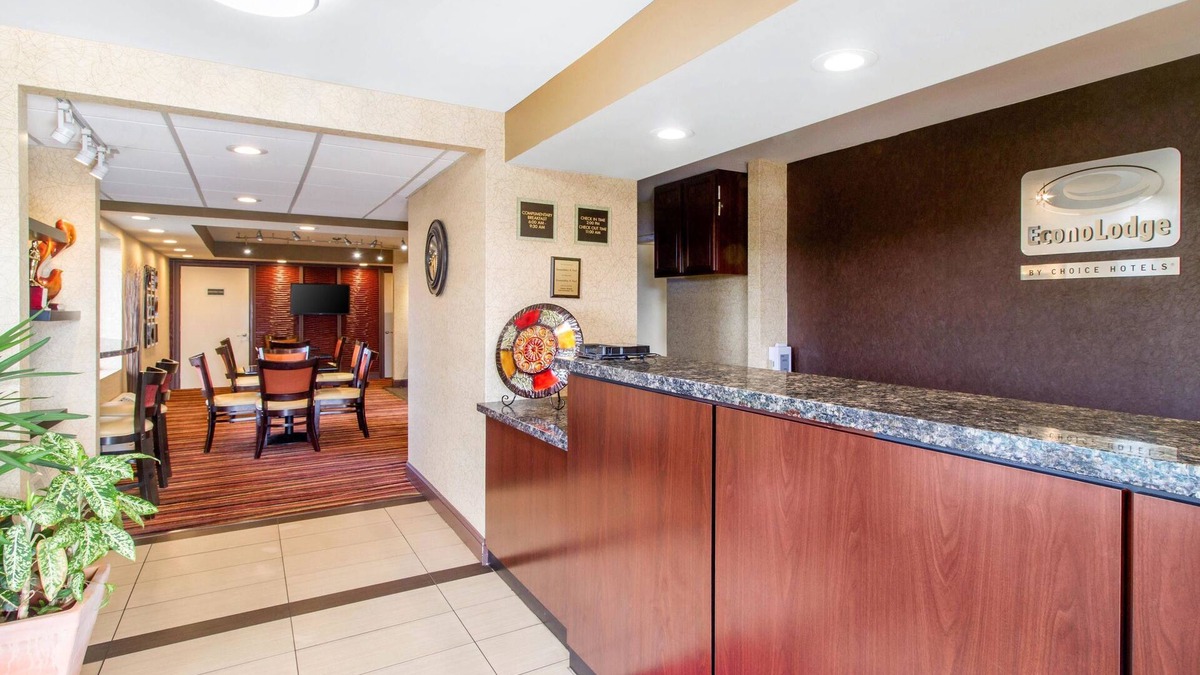 Lenoir City Hotel | Econo Lodge