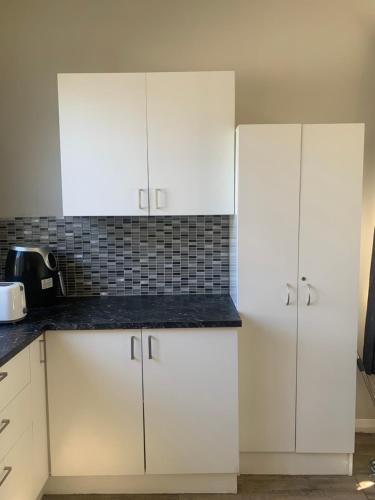 Dunedin House | Economical accommodation