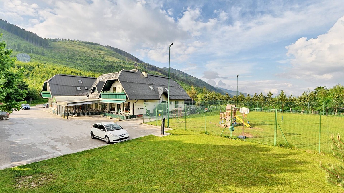 Gornji Grad House | Economy double or twin room 20