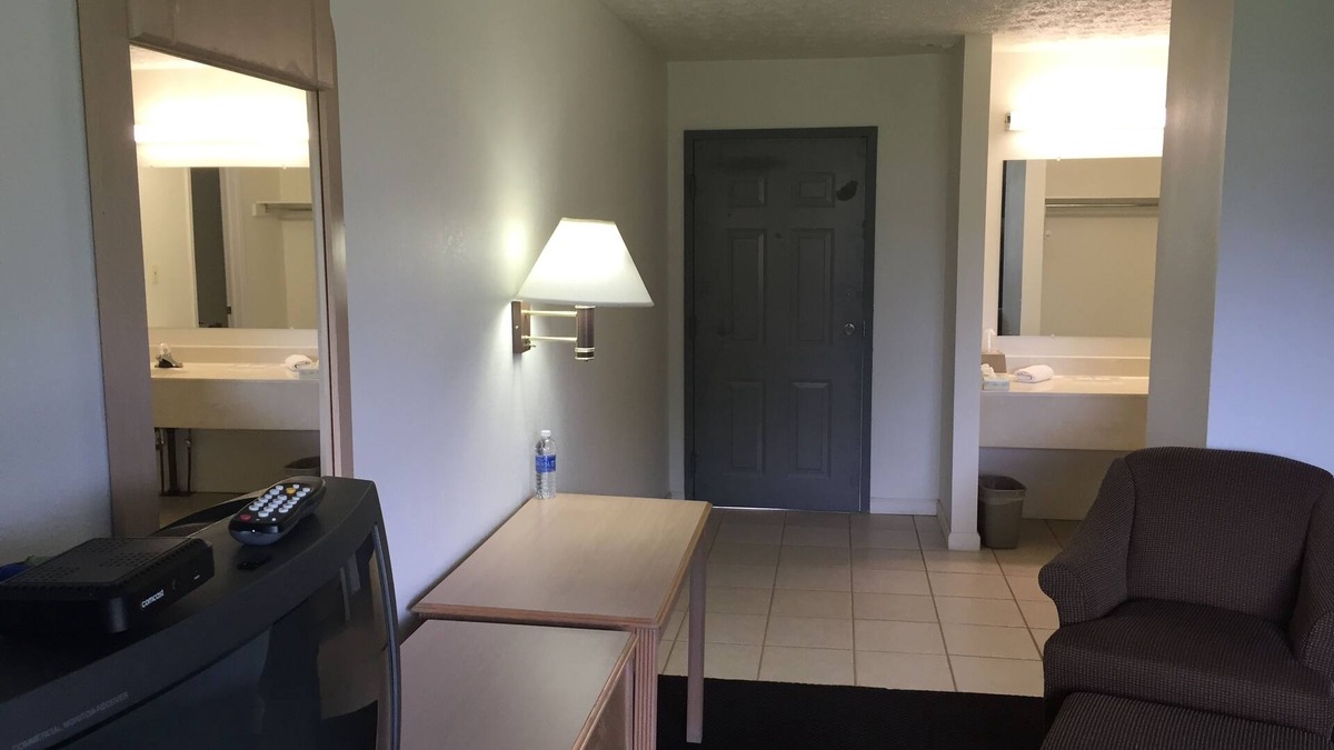 Lafayette Hotel | Economy Inn Lafayette