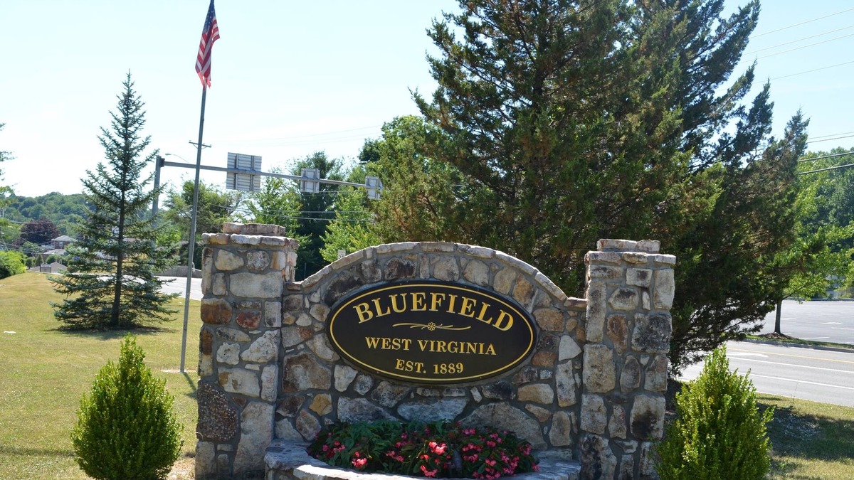 Bluefield Hotel | Economy Inn