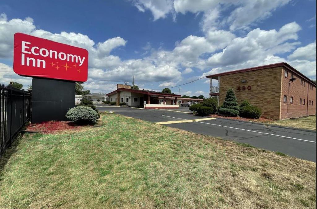 East Hartford Hotel | Economy Inn