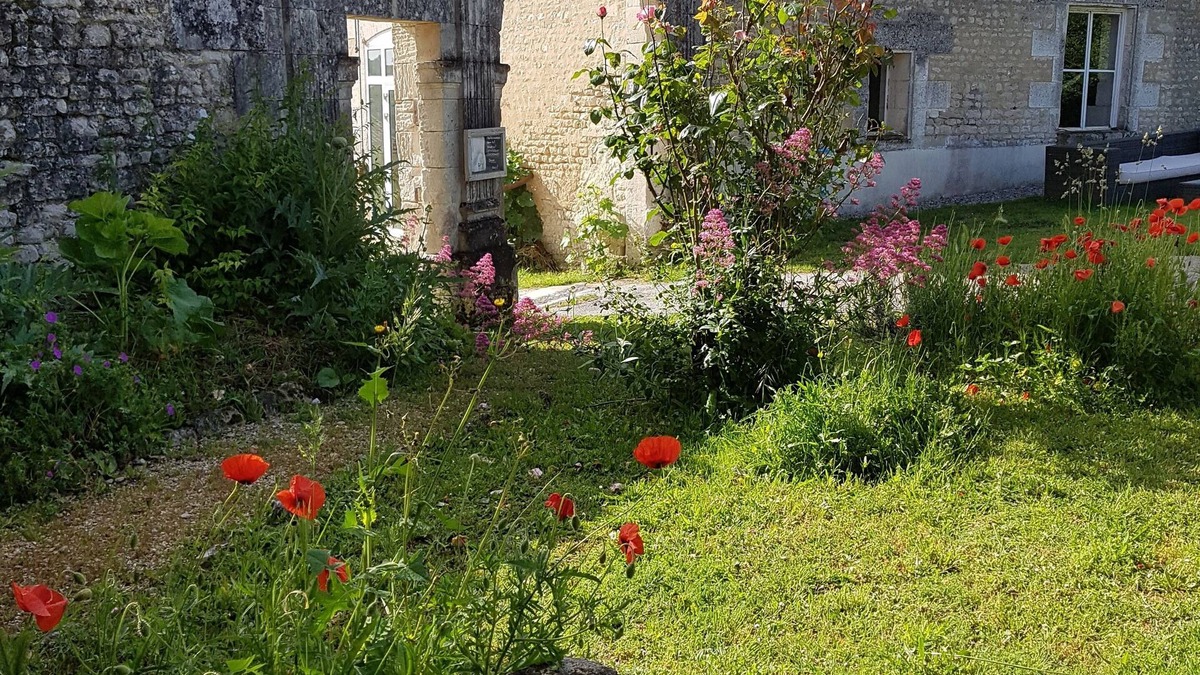 Marsac Bed & Breakfast | Ecurie du Domaine de Chantemerle