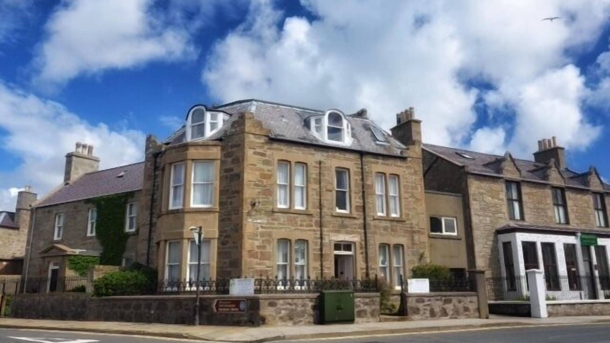 Lerwick House | Eddlewood Guest House