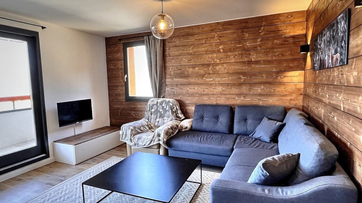 Vallandry Apartment | Edelweiss is a lovely apartment located next to the slopes and village centre.