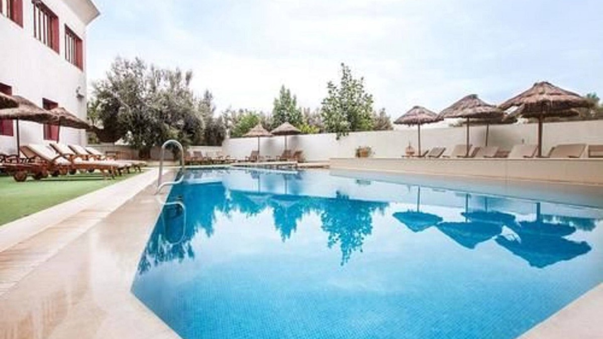 Es Senia Hotel | Eden Airport