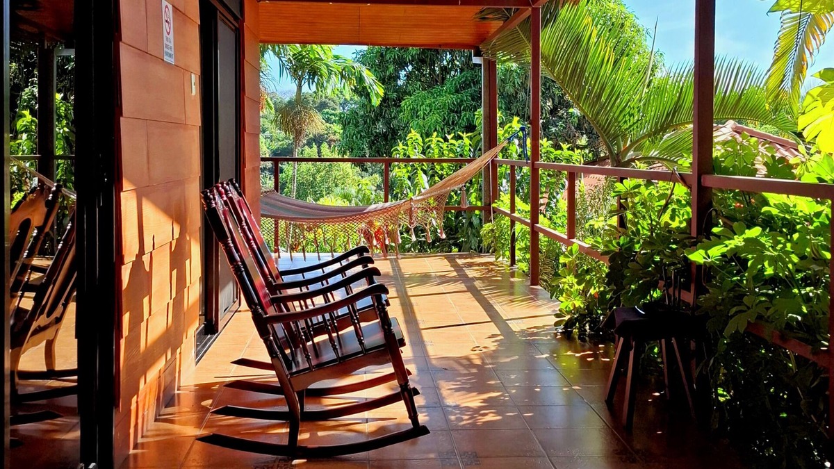 Atenas Bed & Breakfast | Eden Atenas