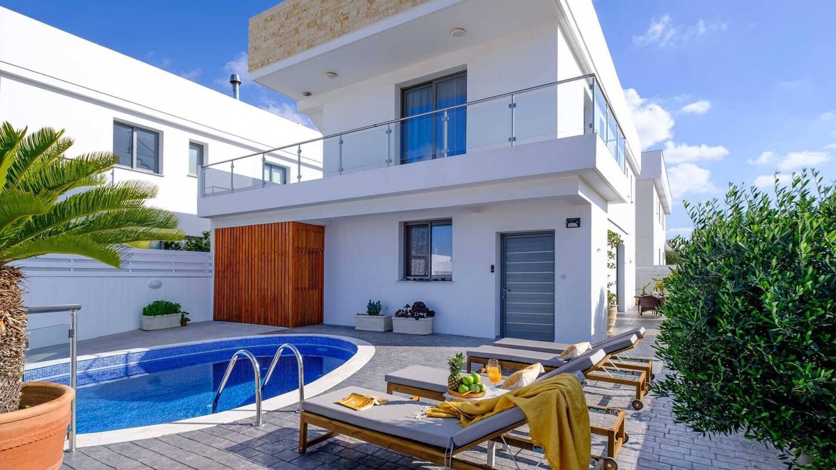 Emba Villa | Eden Blue Luxury Villa by Nomads