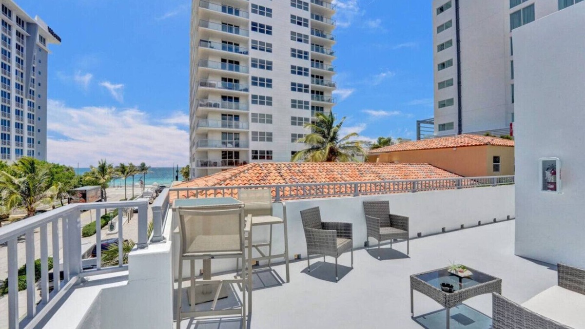 Barrier Island Apartment | EDEN: Penthouse 2/2 with ocean view!