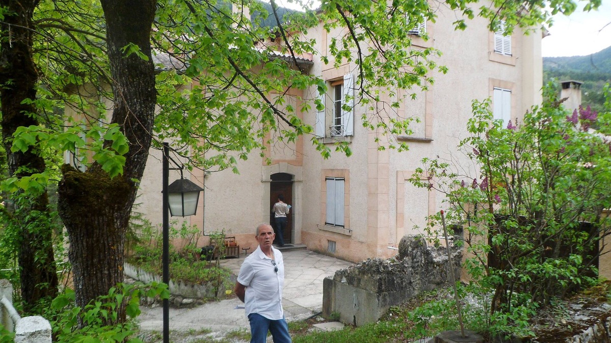 Annot Apartment | eden roc apartment with private parking