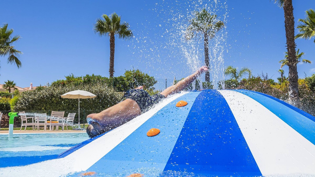Alpouvar Resort | Eden Villas & Apartments