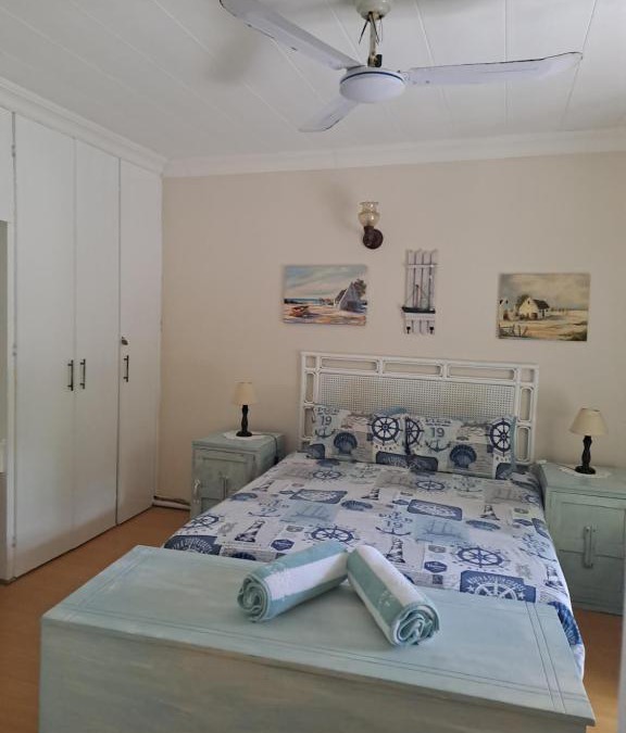 Port Edward Apartment | Eden Wilds Unit 125