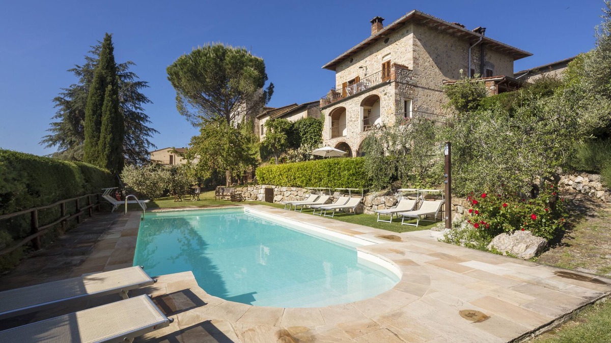 Castel San Gimignano Apartment | Edera Apartment in a small tuscan village of San Gimignano Municipality