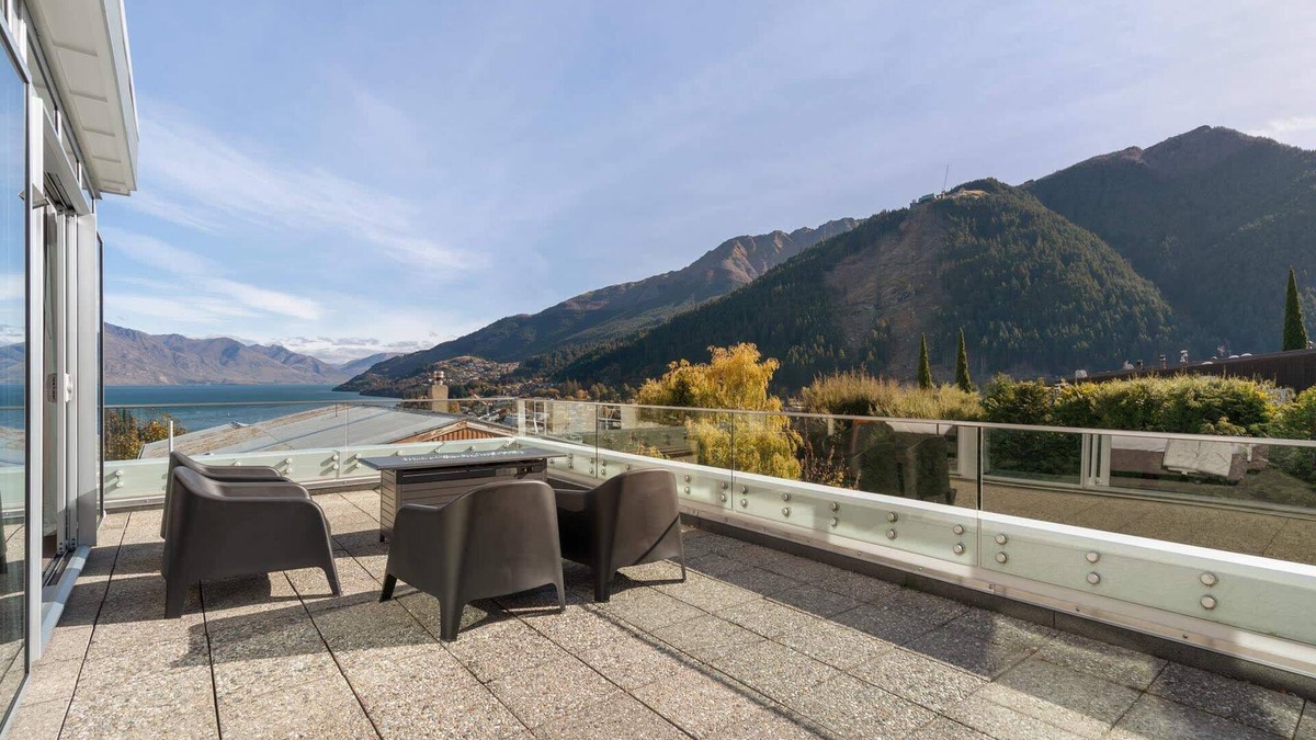 Queenstown City Centre Apartment | Edgar Rise, 500m from Queenstown CBD