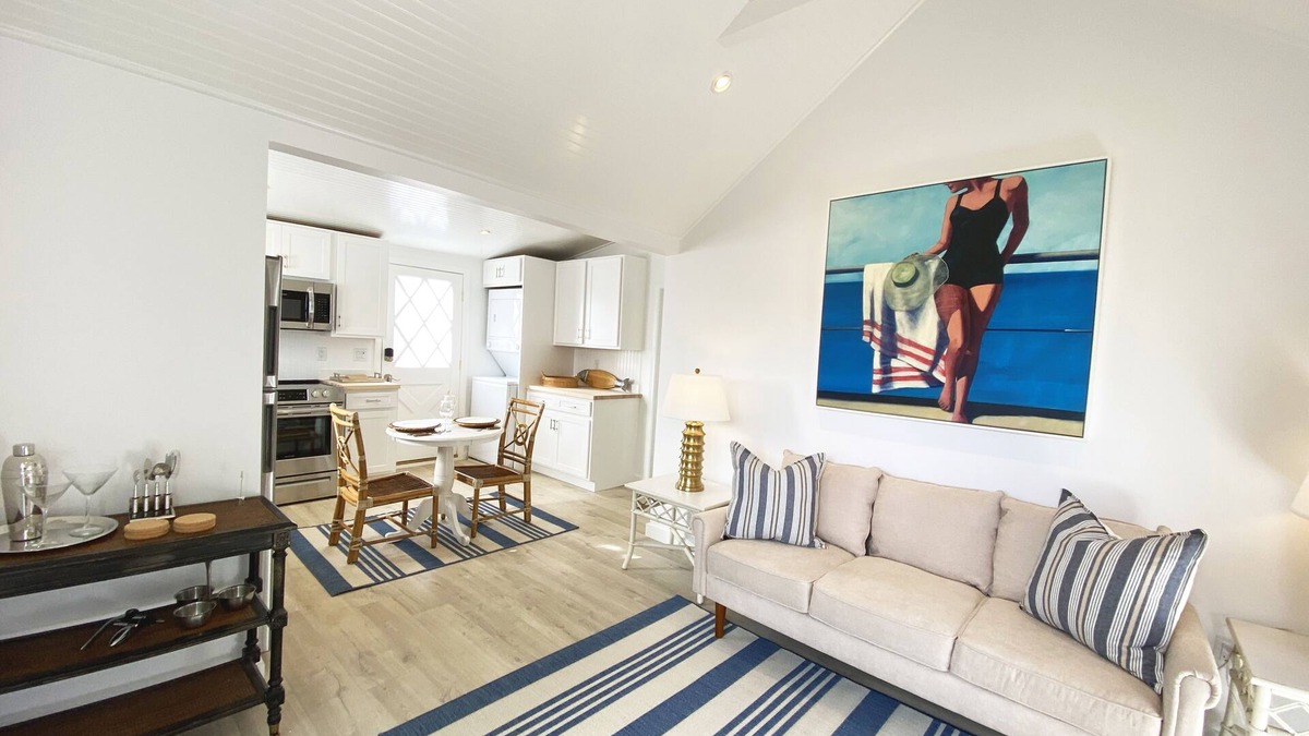 Katama Cottage | Edgartown Designer Cottage between Town & Beach. Ferry Tickets Available!