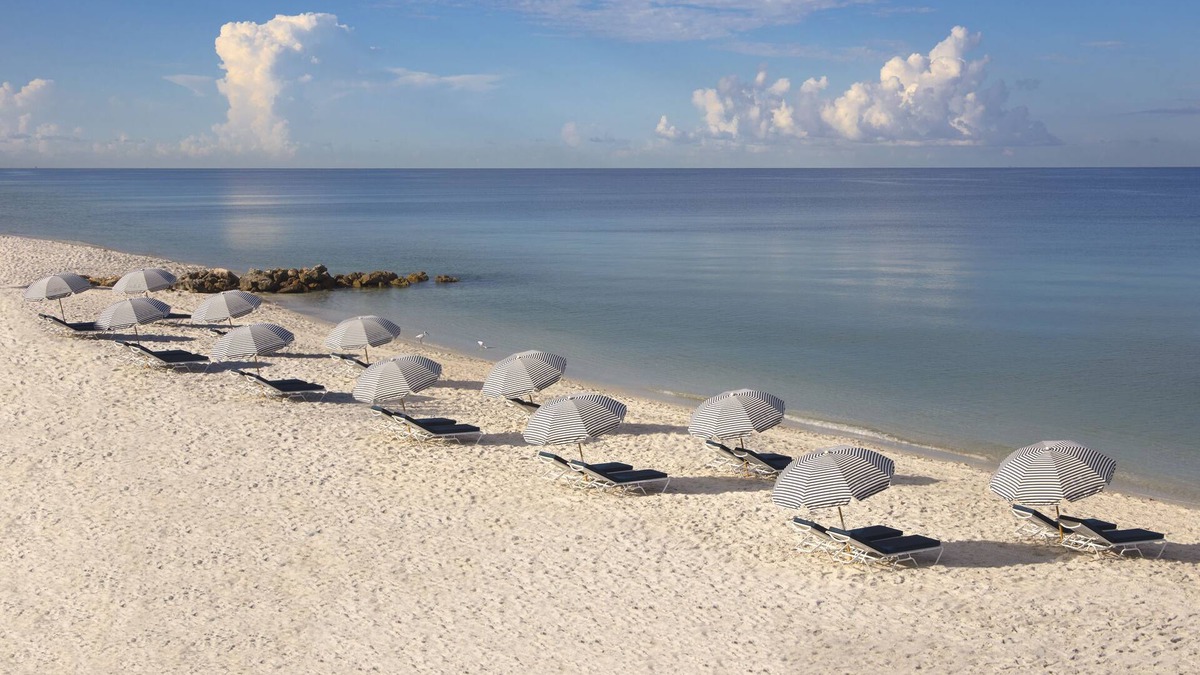 Moorings Hotel | Edgewater Beach Hotel