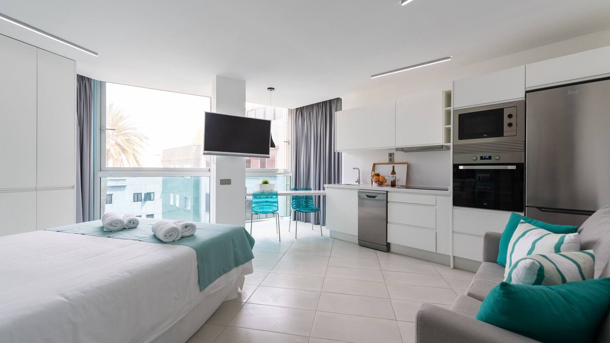 Las Palmas de Gran Canaria Apartment | Edison Building 103 By CanariasGetaway