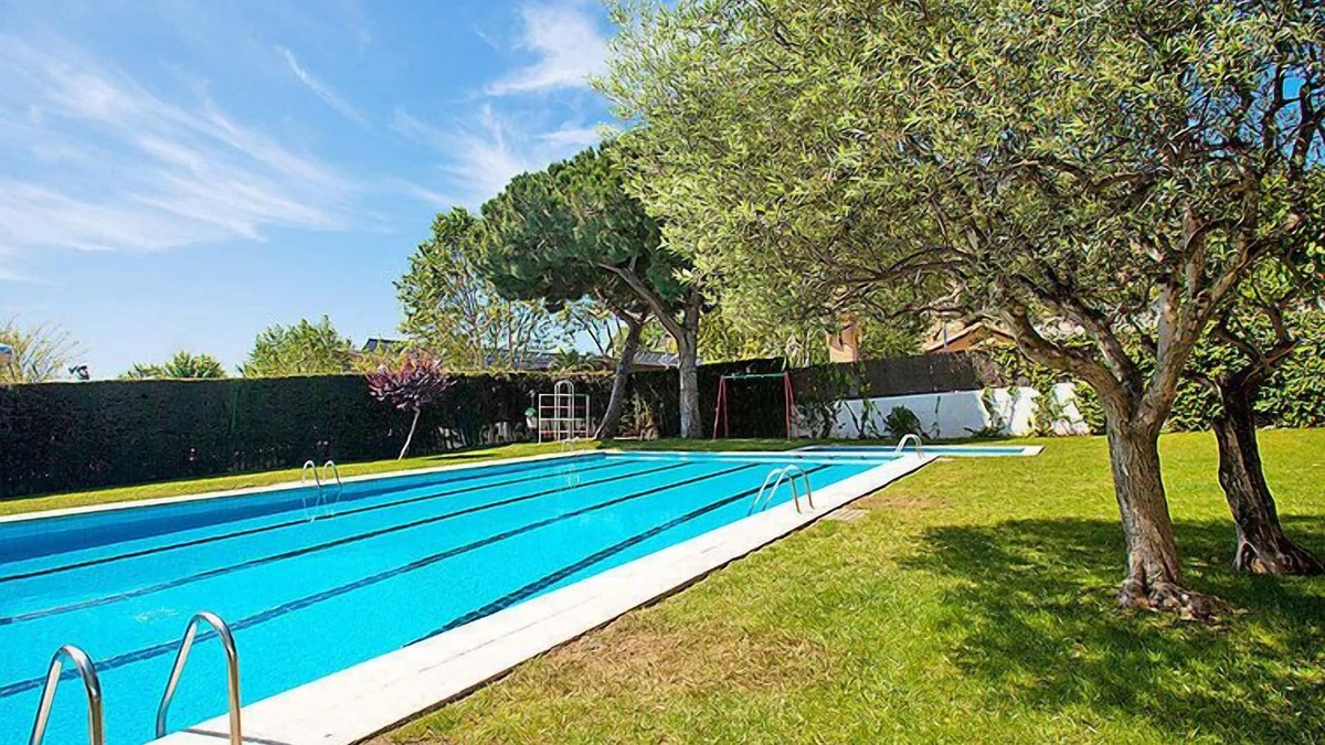 Calella Apartment | Edificio Blanqueries by Interhome